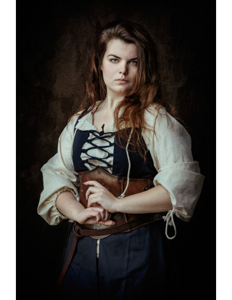 Vestido medieval azul sin mangas...