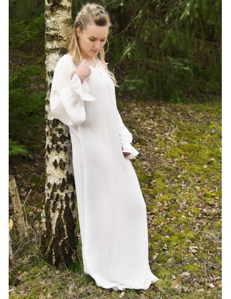 Lys middelalderlig inderkjole med...