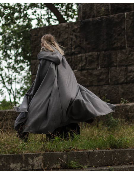 Middelalderlig grå uldkappe model Harun