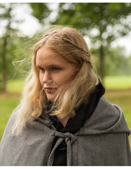 Mittelalterlicher grauer Wollumhang...