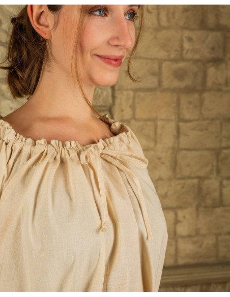 Innen mittelalterliche Tunika Modell...