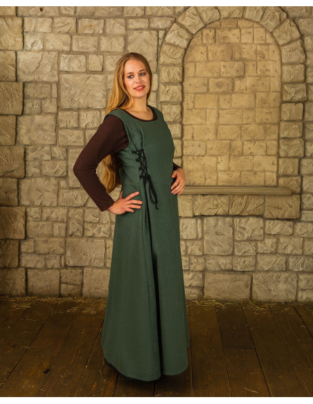 Vestido medieval modelo Uma, color verde