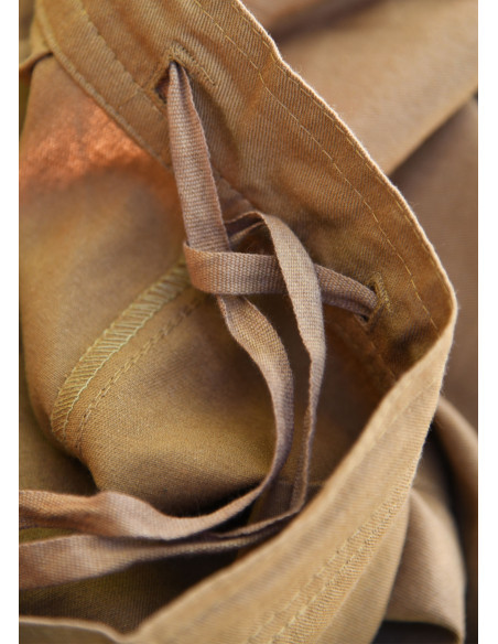 Pantalones pirata con cordones modelo...