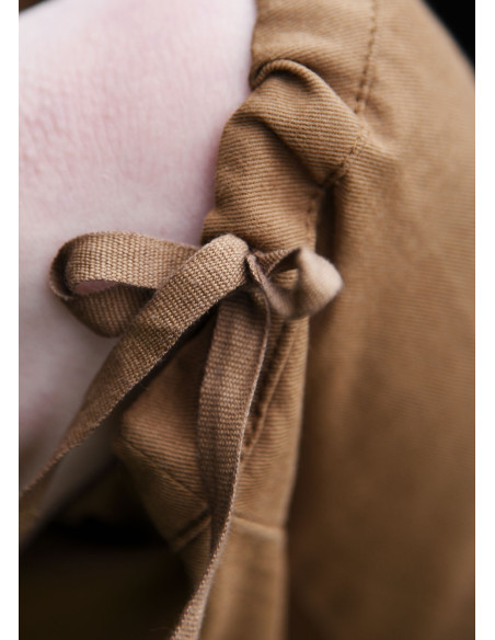 Jonte model capribroek met veters...