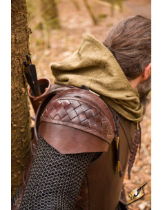 Skulderpuder i læder Ranger-sæt fra Epic Armoury.