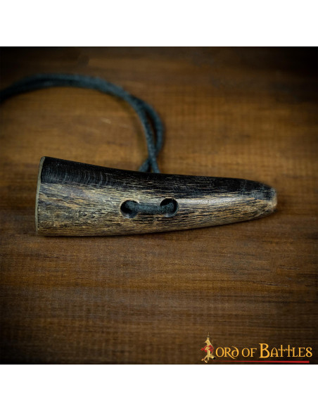 Set van 5 grote hoornen sluitingen...