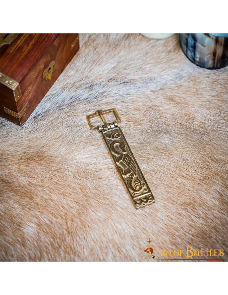 Hebilla larga para cinturón vikingo... Hebilla larga para cinturón vikingo...