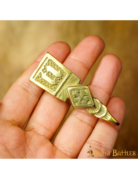 Decoratief messing middeleeuws...