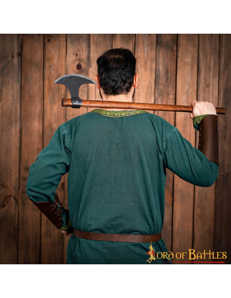 Hacha Vikinga larga con cabeza en...