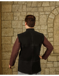 Renaissance Laertes vest van zwart suède 2