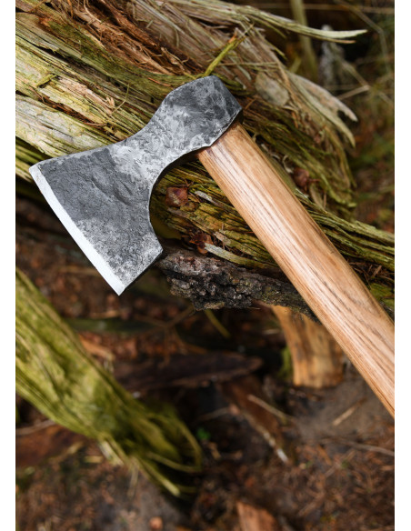 Handgesmede Vikingbijl, type D