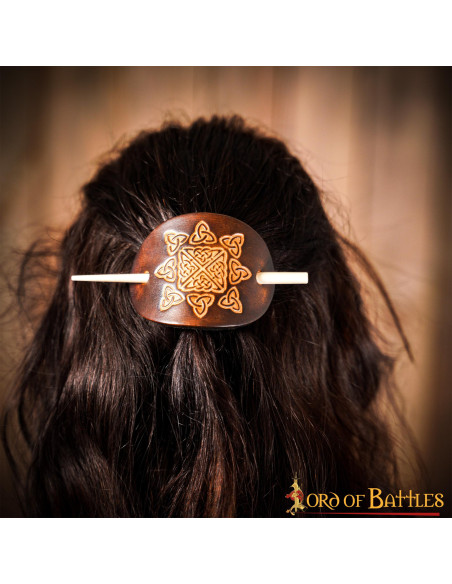 Bruin lederen haarbroche met...