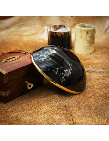 Middeleeuwse hoornkom met authentieke...