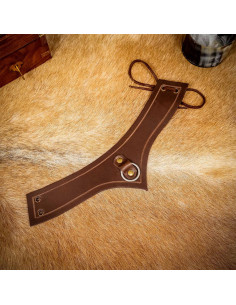 Mittelalterliches Lederhalsband mit Ring