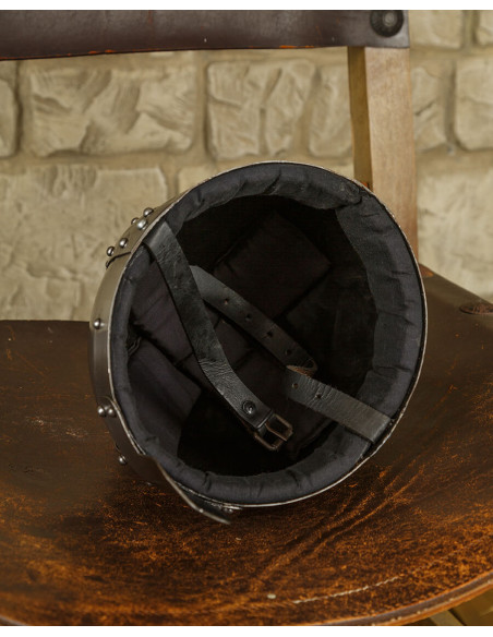 Thor's Spangenhelm-type helm in staal