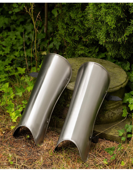 Harald mittelalterliche Beinschienen...