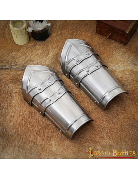 Brazaletes de acero medievales de...