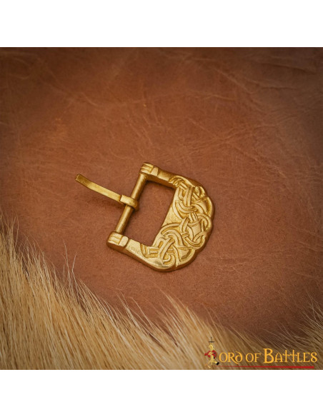 Hebilla vikinga de latón macizo con...