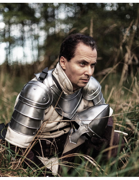 Middelalderlige skulderpuder i...