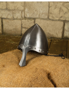 Casco normando con nasal modelo Tankred, acero pulido