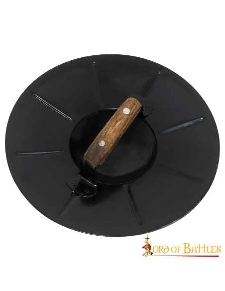 Funktionel middelalderlig stålspænde...