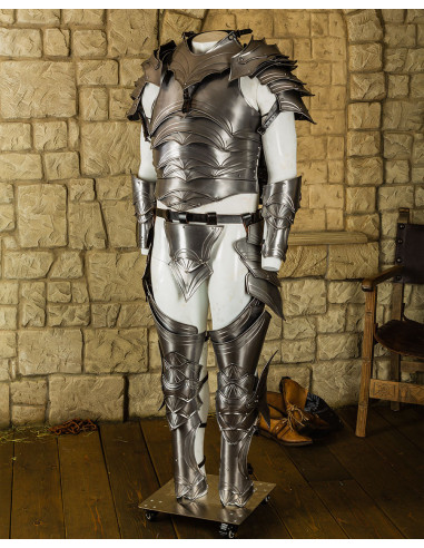 Gorjal medieval en acero pulido modelo Dragomir