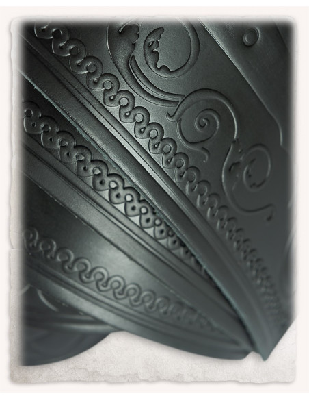 Prægede skulderpuder i læder med...