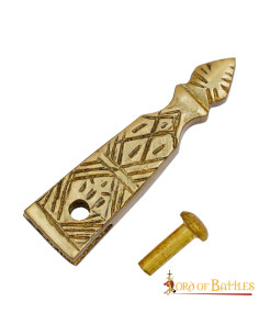 Punta de latón para cinturón medieval (4,1 cm.) 2
