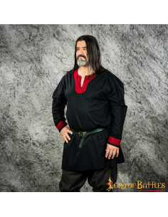 Sort-rød vikingetunika Sigurd model 2