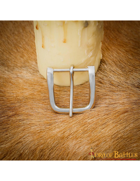 Hebilla clásica de acero (4,3 x 4,2 cm.)