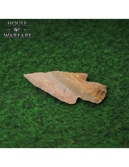 Lille pilespids af flintsten (6 cm.)