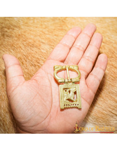Hebilla medieval latón lobo (6,2 x 2,8 cm.) 2