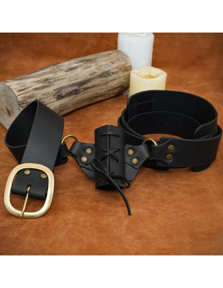 Middeleeuwse leren baldric met riem,...