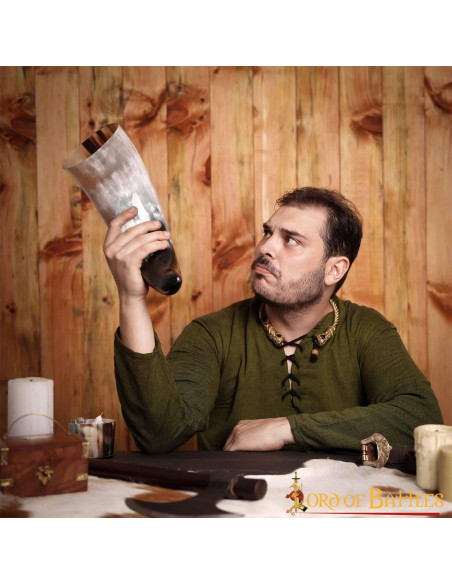 Cuerno vikingo para beber tamaño grande Cuerno vikingo para beber tamaño grande