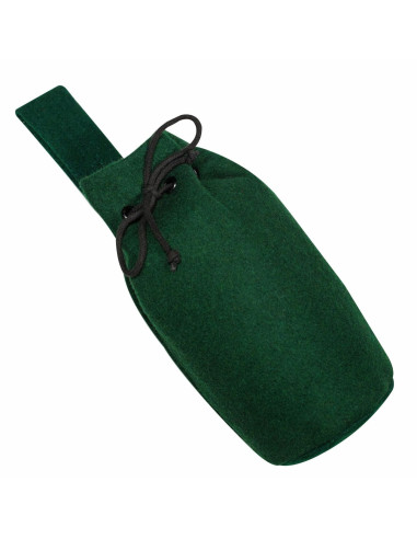 Wikingerfarbene Wolltasche (20,3 × 16,5 cm).