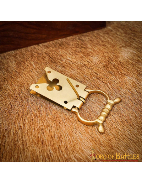 Hebilla medieval siglo XiV latón... Hebilla medieval siglo XiV latón...