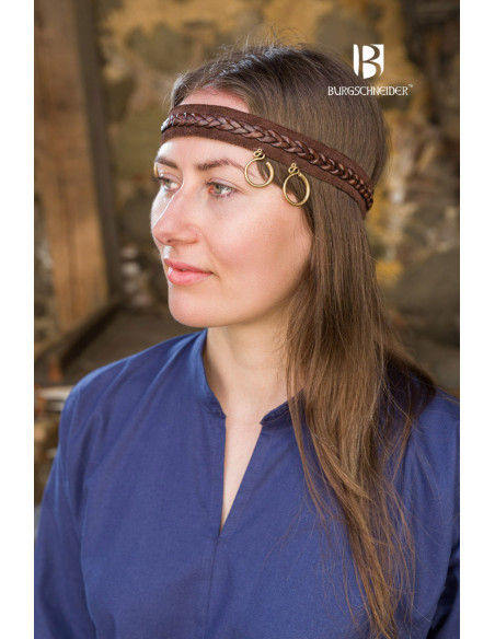 Langes mittelalterliches Kleid Modell...