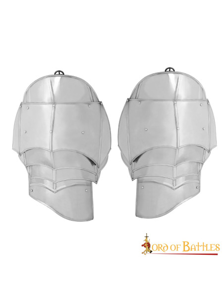 Middeleeuws stalen schoudervullingen...