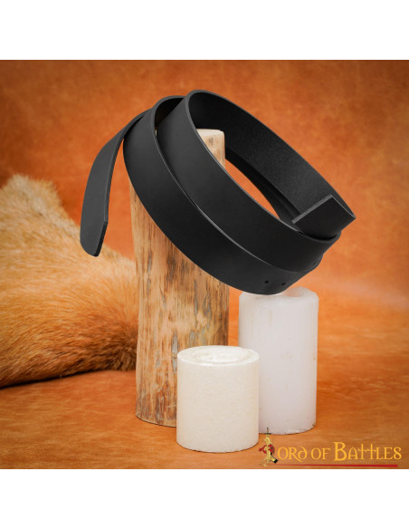 Middelalderlig glat læderbælte uden...