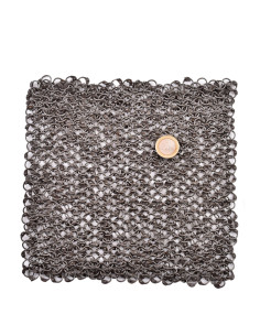 Nittet ringbrynjestykke, naturlig finish (20x20 cm.)