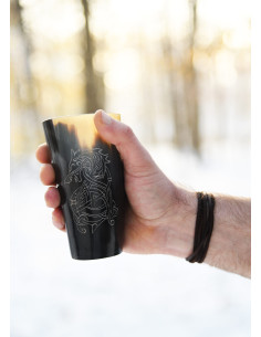 Vikingekop med ulven Fenrir i bøffelhorn (150-250 ml.) 2