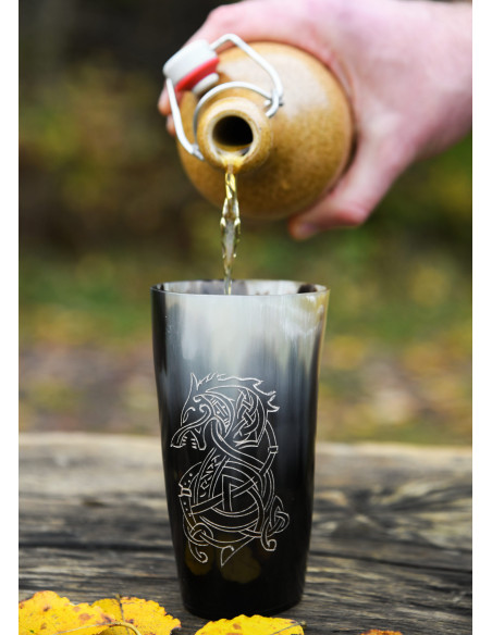 Vaso vikingo lobo Fenrir en cuerno de...