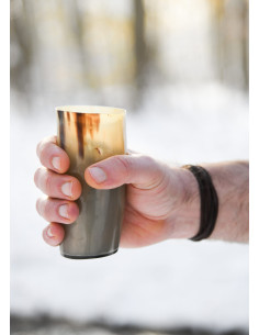 Vaso vikingo sin grabados en cuerno de búfalo (150-250 ml.) 2
