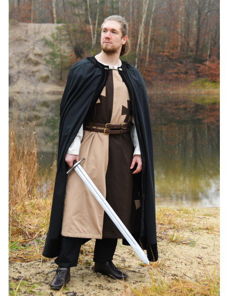 Middelalderlig tabard med templarkors...