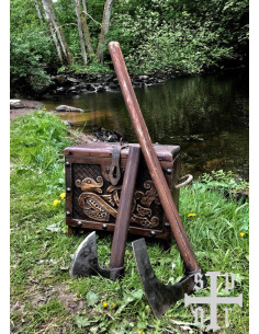 Hacha barbuda vikinga, forjada a mano (74 cm.) 2
