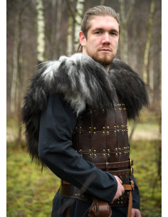 Schouderhoezen voor krijgers van Scandinavische schapenvacht 2