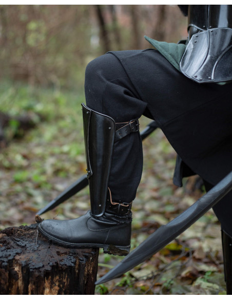 Set medieval brazaletes y grebas...