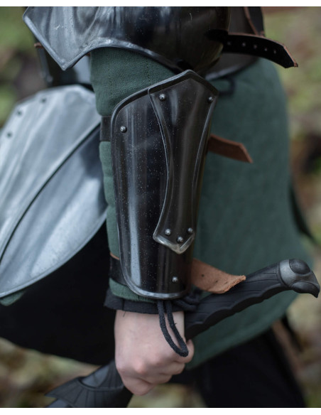 Middeleeuwse set armbanden en kanen...