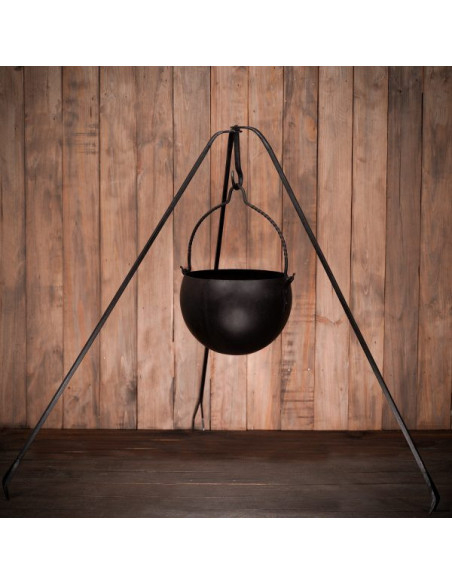 Dreibeiniges mittelalterliches...