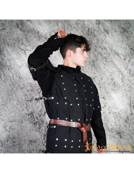 Sort brigandine med nitte stål... Sort brigandine med nitte stål...
